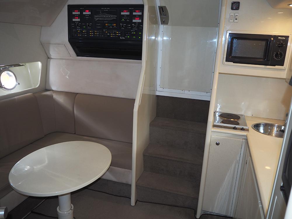 Saloon, Accommodation